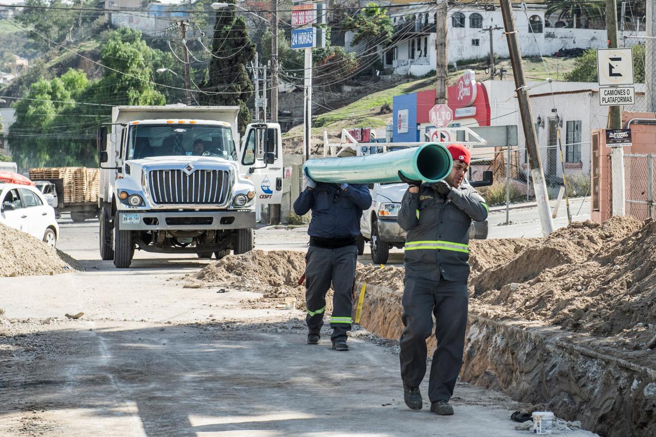 CESPT sustituye 120 metros de drenaje en Los Reyes, Tijuana