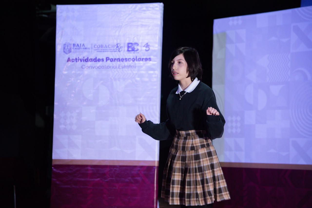 Alumnas de Nueva Tijuana ganan primeros lugares de oratoria y declamación de COBACH
